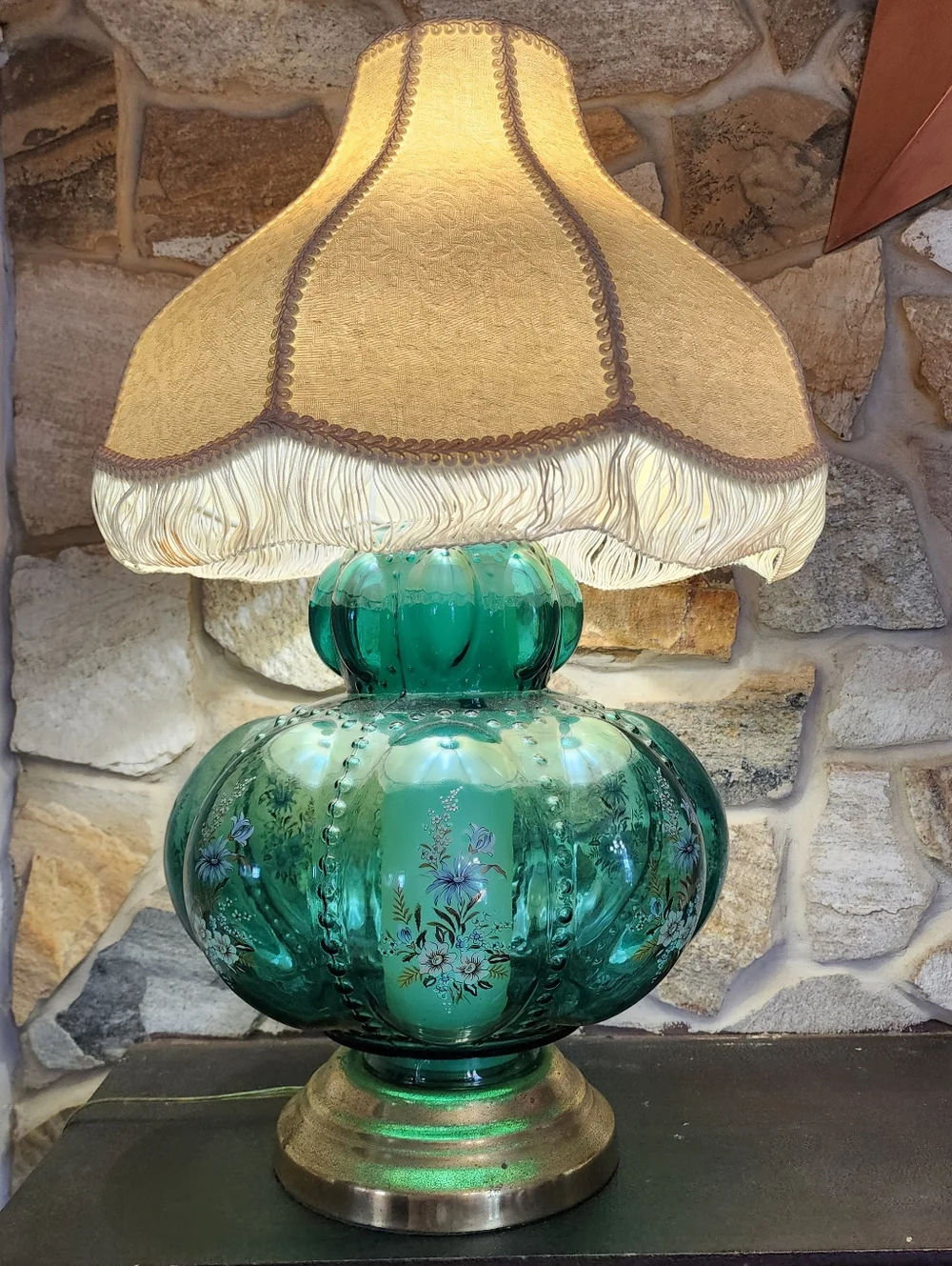 Rare 1940s Emerald Green GWTW Lamp Hand Painted Enamel Dual Light Pristine